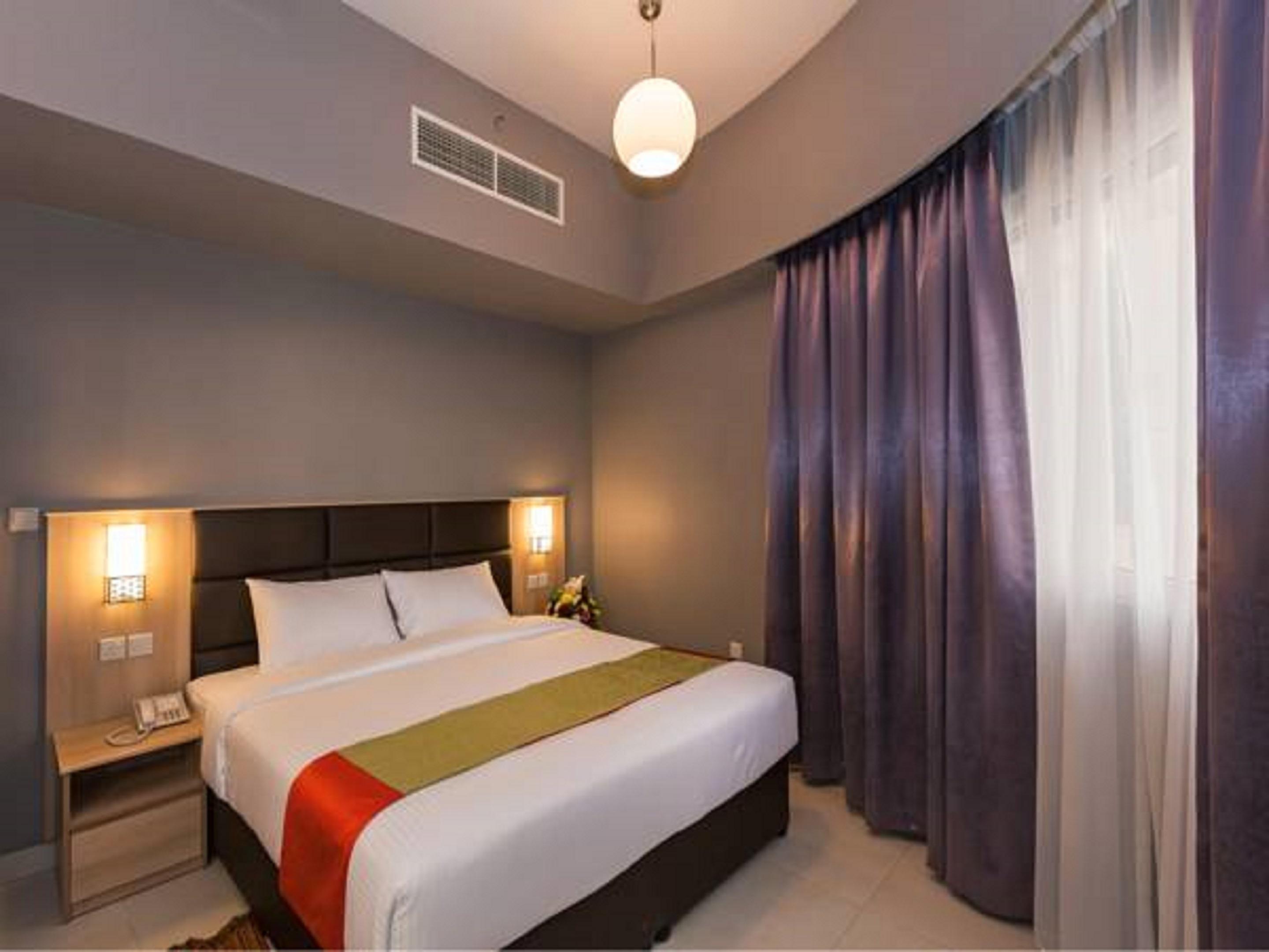 Florida Square Hotel Dubai Exterior photo